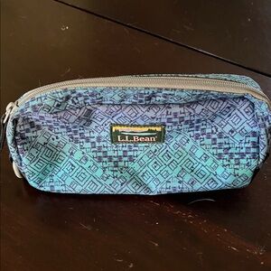 L.L. Bean Teal Geometric Pouch